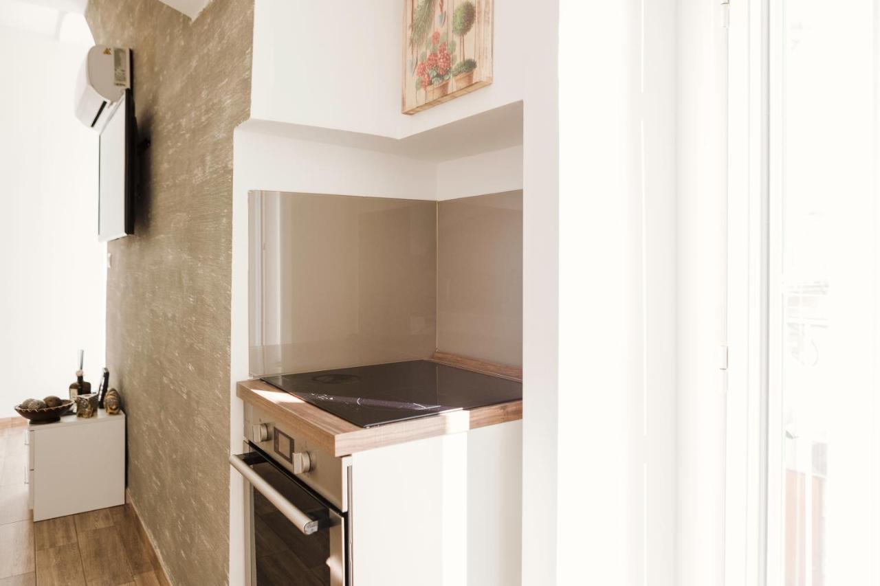 Eden Suite - Central Apartment With Balcony - 莫尔费塔 外观 照片